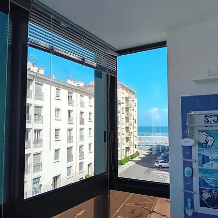 Apartment Studio A Deux Pas De La Plage, Lumineux Et Bien Equipe - Fr-1-239-759