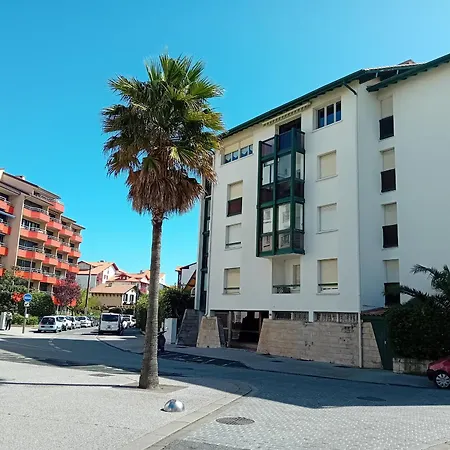 Studio A Deux Pas De La Plage, Lumineux Et Bien Equipe - Fr-1-239-759 Hendaye
